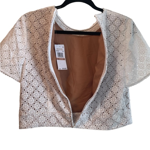Michael Kors Broderie Anglaise Crewneck Cropped Top - Picture 4 of 6